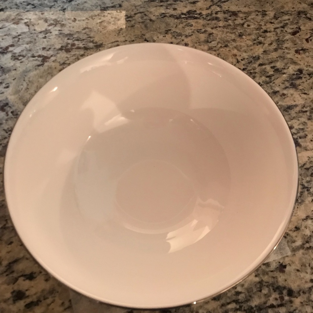 Kate Spade New York Signature Serving Bowl - Picture 2 of 7